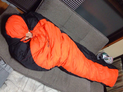 DABADA（ダバダ） 高級ダウン寝袋 全3色 マミー型 シュラフ スリーピングバック [最低使用温度-25度] [最低使用温度-30度]